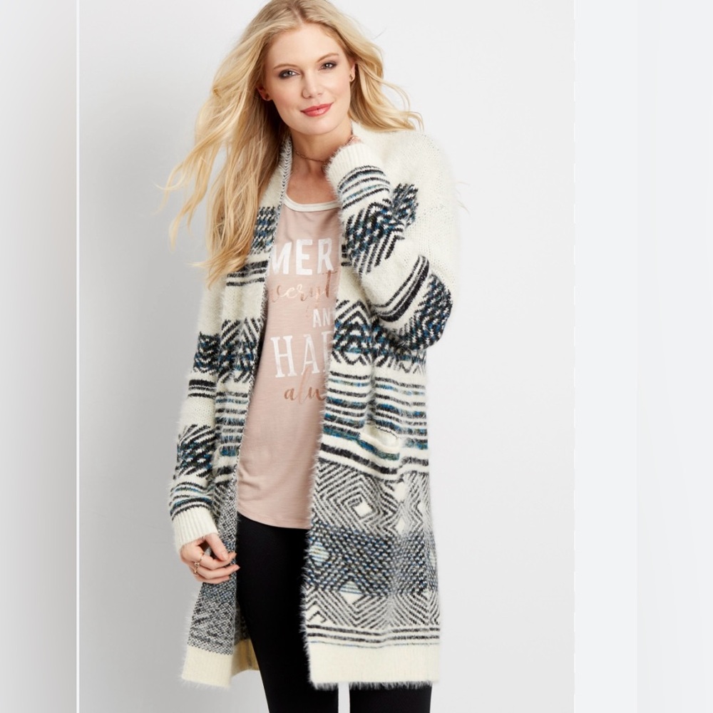 Maurices Size Large Aztec Cream-Black-Blue Patterned Fuzzy Duster Cardigan